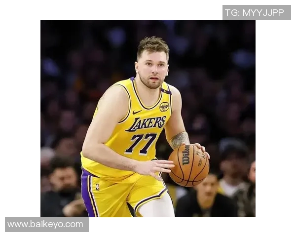 2020年NBA总决赛第三场湖人对决热火精彩回顾与赛后分析
