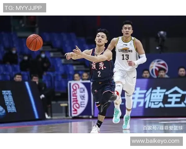 上海东方大鲨鱼迎战浙江广厦强强对决引发球迷热议与期待